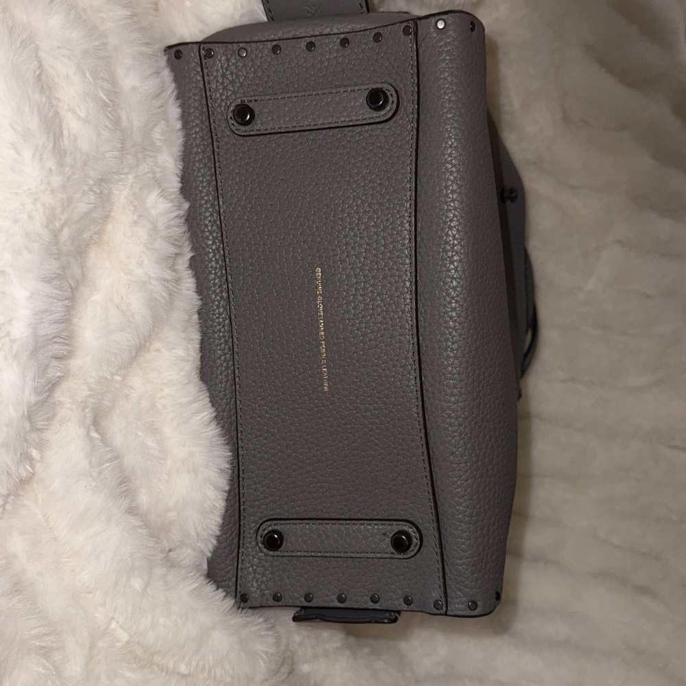 Coach Rogue 25 with Rivets - Picture 4 of 13